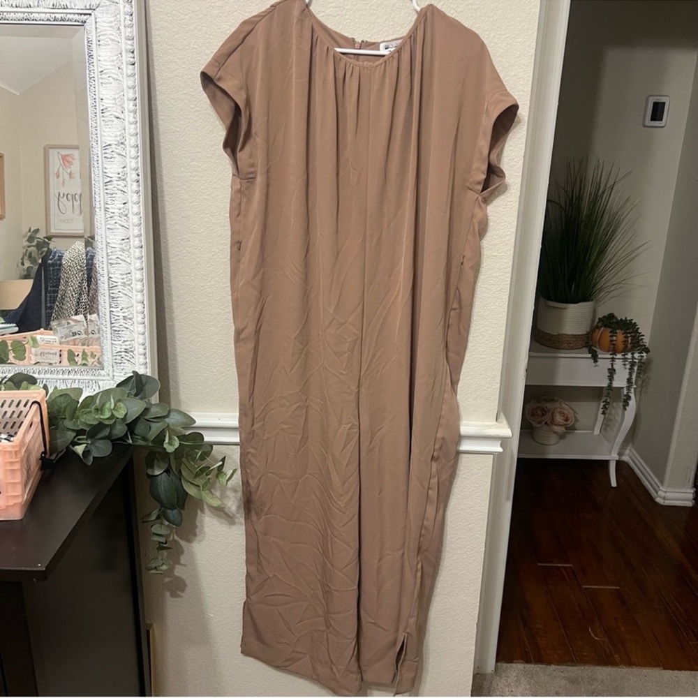Elegant Tan Women's Dress prologue Large romper